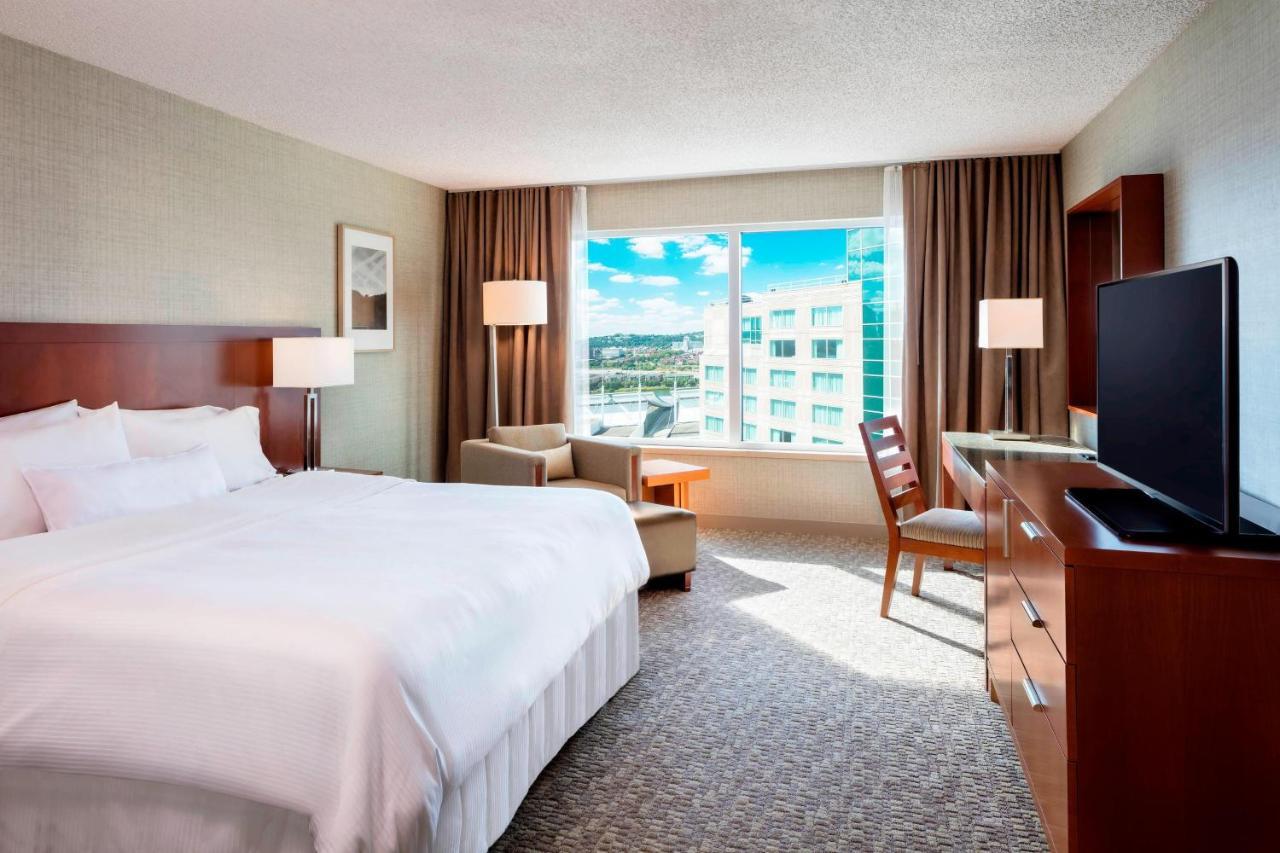 Premium King Room