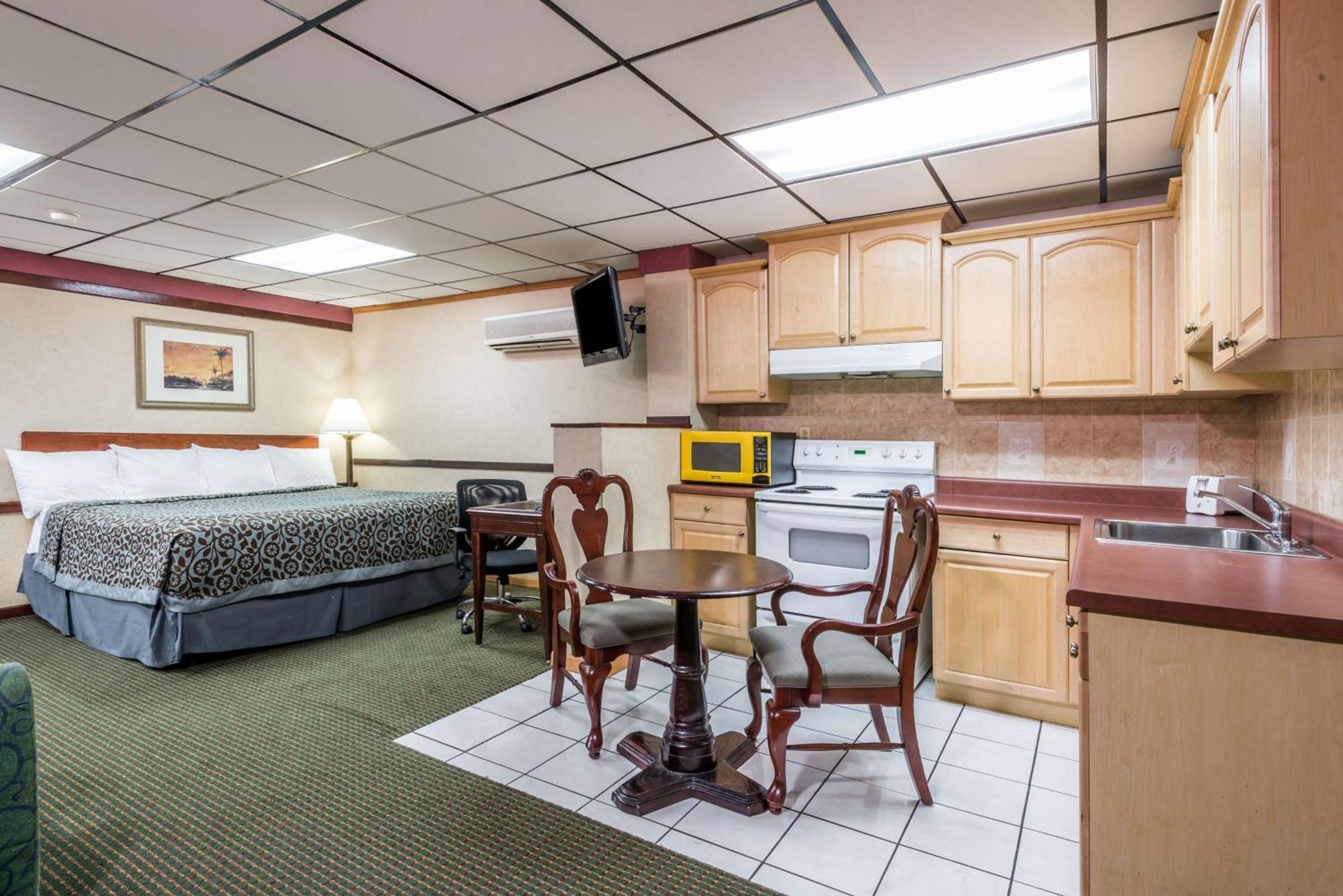Efficiency King Room