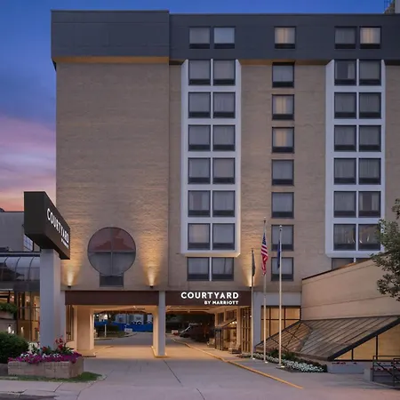 Courtyard By Marriott Pittsburgh University Center-3